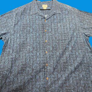 L.L. Bean Mens SZ XL Tall Button-Down Short Sleeve Shirt Blue Geometric Pattern